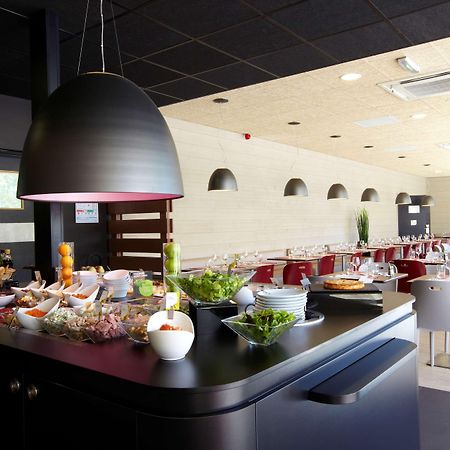 Hotel Campanile Saintes Zewnętrze zdjęcie