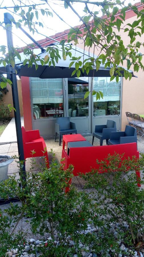 Hotel Campanile Saintes Zewnętrze zdjęcie