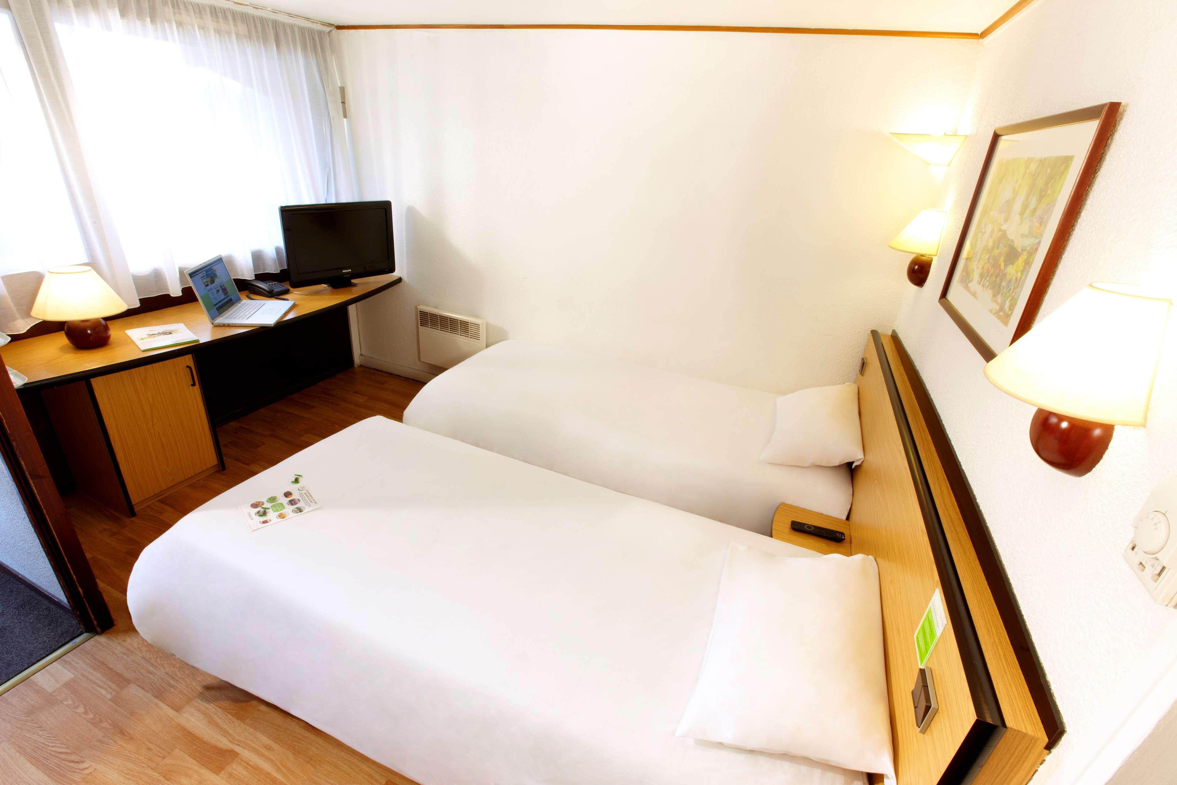 Hotel Campanile Saintes Pokój zdjęcie